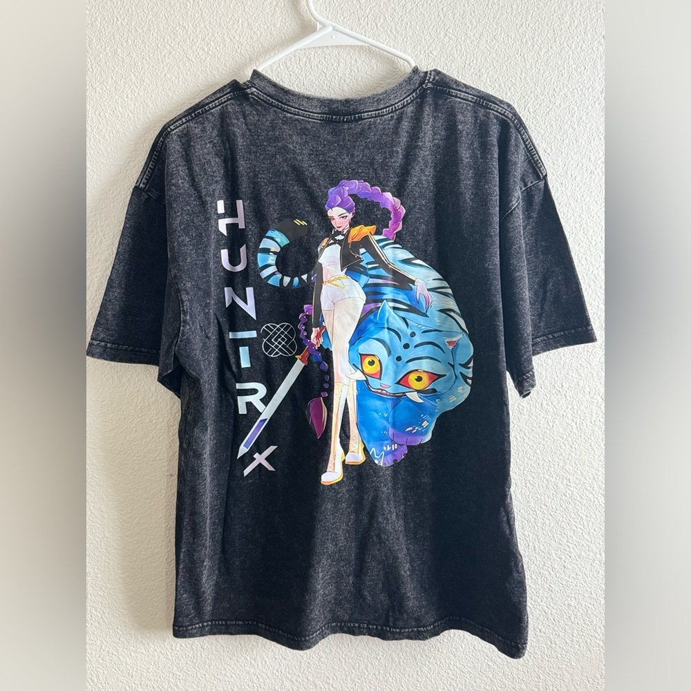 Demon Hunter Oversized Tee - Picture 3 of 5